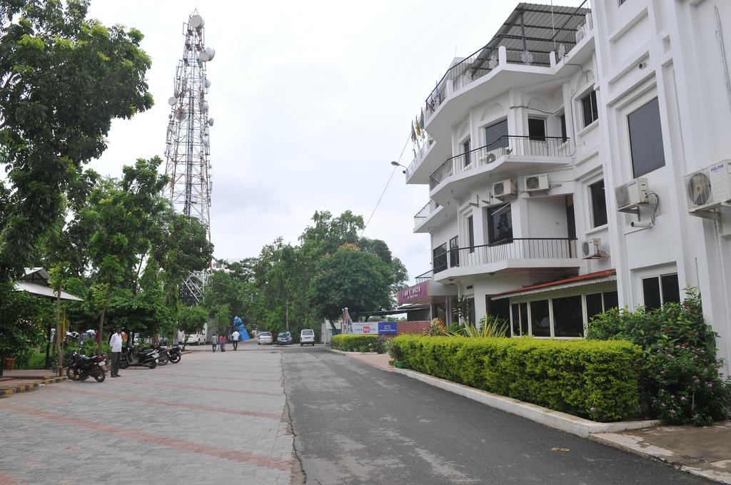 Hotel Delta International Bodh Gaya Exterior photo
